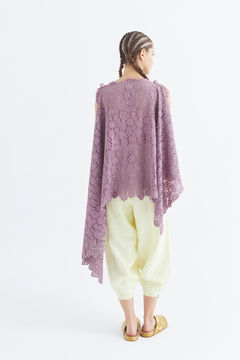 Poncho Antique Irregular - Pre Order - comprar online