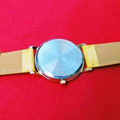 relógio abacaxis amarelo | COISAS DA DIXIE - loja online