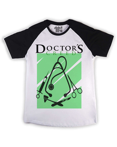 Camiseta Raglan Doctors Creed - comprar online