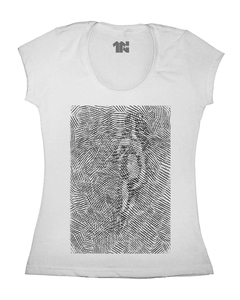 Camiseta Feminina Veja a Beleza na internet