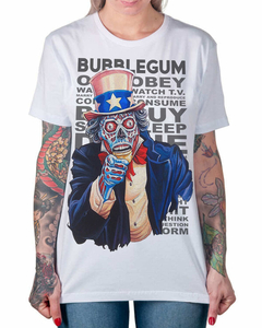 Camiseta Preciso de Chiclete - Camisetas N1VEL