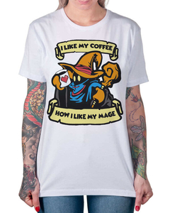 Camiseta Magia Negra na internet