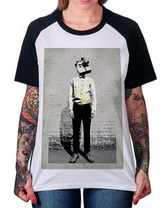 Camiseta Raglan Polaroid Man na internet