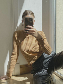 Sweater Tyler en internet