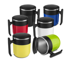 CANECA PLÁSTICA COM ÁREA INTERNA EM INOX