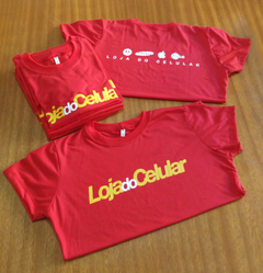 Uniforme personalizado com logotipo