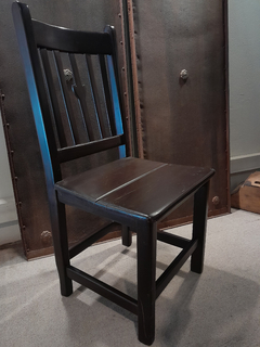 SILLA RESPALDO CURVO ASIENTO MADERA