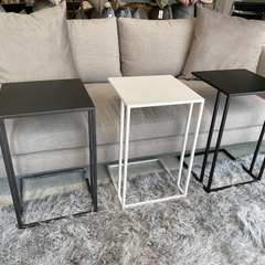 Imagen de MESA AUXILIAR VALENTINA - ENTREGA INMEDIATA