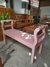Marquesa de madeira de demolição peroba rosa com pintura original rosa.