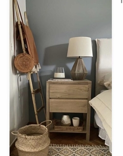MESA DE LUZ CON ESTANTE - comprar online