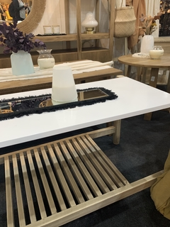 Mesa baja tapa laqueada - Lula Home