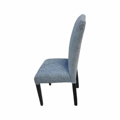 silla tapizada con tella anti desgarro y antimancha