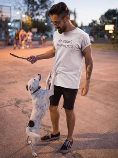 Camiseta Boyfriend Tee Unissex - Shark Bullstore - Vai Totó Esportes com Cães