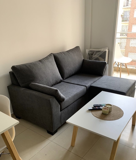 Grey 1,80x0,90 y puff 60x60.