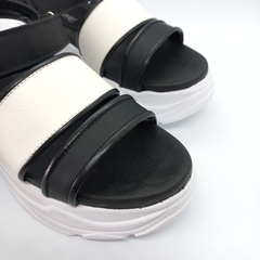 Sandalia CUMANÁ 1218 negro y blanco, Abner - comprar online