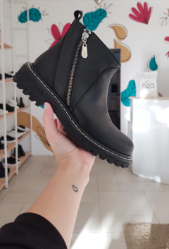 Bota CRUZ negro, Sofi Martiré