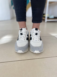 Zapatilla JUANA blanco con negro, Chiarini - comprar online