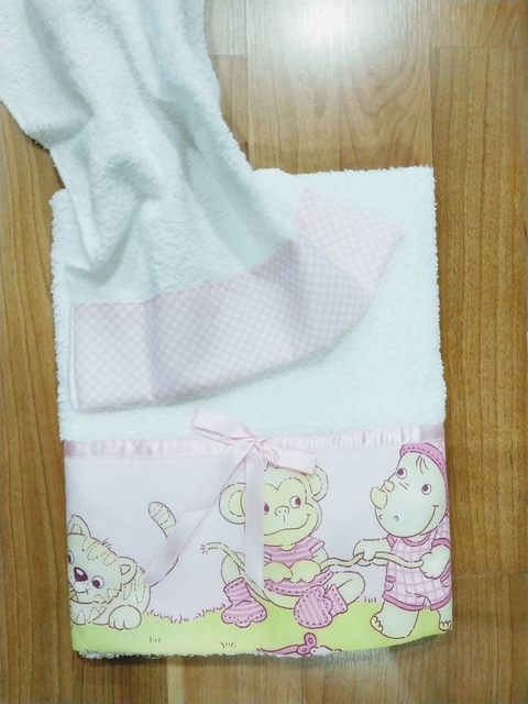 Juego de Toalla y Toallón Estampado