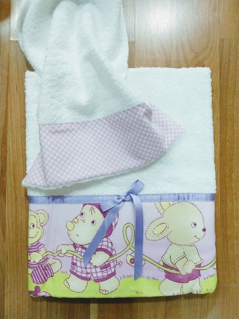 Juego de Toalla y Toallón Estampado