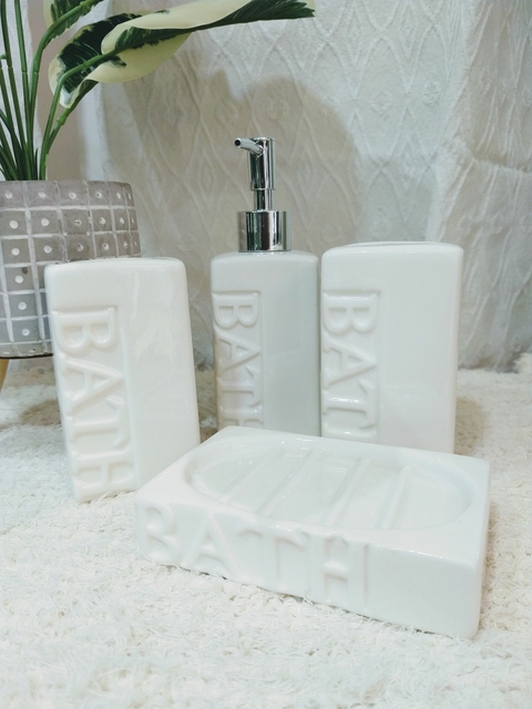Set de baño x4 "BATH"