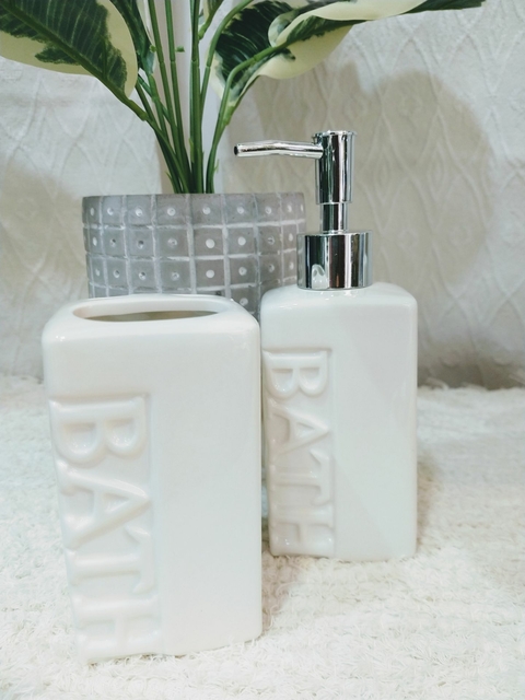 Set de baño x4 "BATH"
