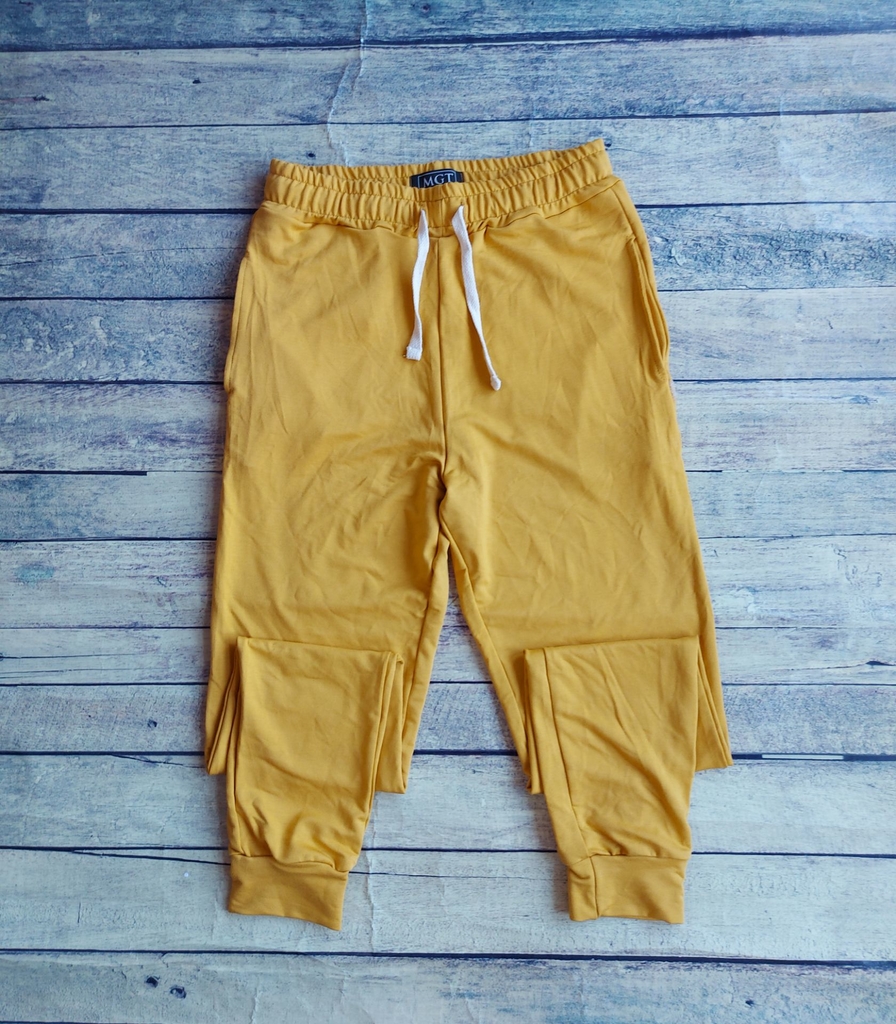 Jogging Mostaza |MGT| - Comprar en MGT Ramos Mejía
