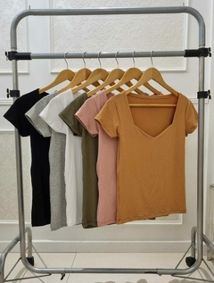 Remera Escote Princesa (3535) - comprar online