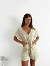 Mono gasa rayón escote V con cartera abotonada y cintura elastizada (7240)
