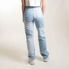 Mom Bootcut Recortes Patchwork (450) - comprar online
