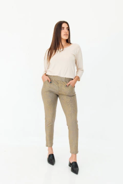 Imagen de REMERA CLASS CREMA