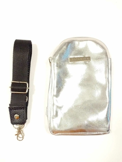 BANDOLERA PORTACELULAR PLATA