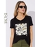 Remera con detalle en el frente