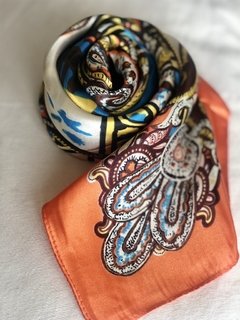 Imagen de Pañuelo estampado grande