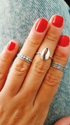 anel falange regulavel de búzios em prata envelhecida 