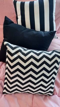 Imagen de Almohadones deco. Pack x 3 unidades. Motivos Blanco y Negro