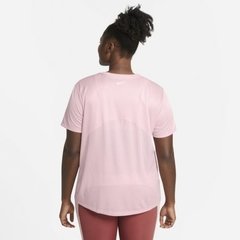 Plus Size - Camiseta Nike Miler Feminina na internet