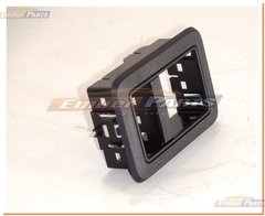 Moldura Interruptor Painel Traseiro Do Porta Malas Direito - Range Rover (usado) na internet
