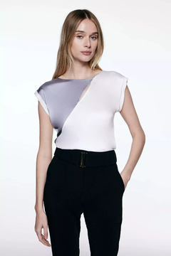 REMERA USTARI - comprar online