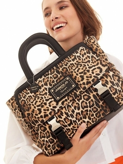CARTERA DE MANO NELA en internet