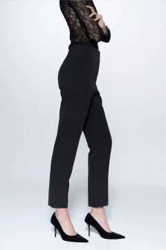 PANTALON NIKITA - comprar online
