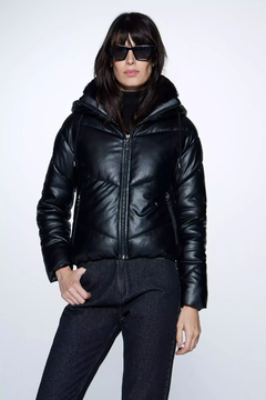 Imagen de CAMPERA CLOVER