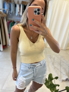 Musculosa Cruz Vainilla - comprar online