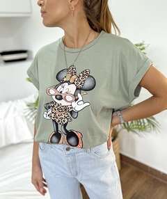 Remera Minnie Verde Oliva - comprar online