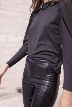 Sweater Anne Negro en internet