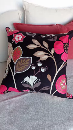 Almohadón Combinado Flores en internet
