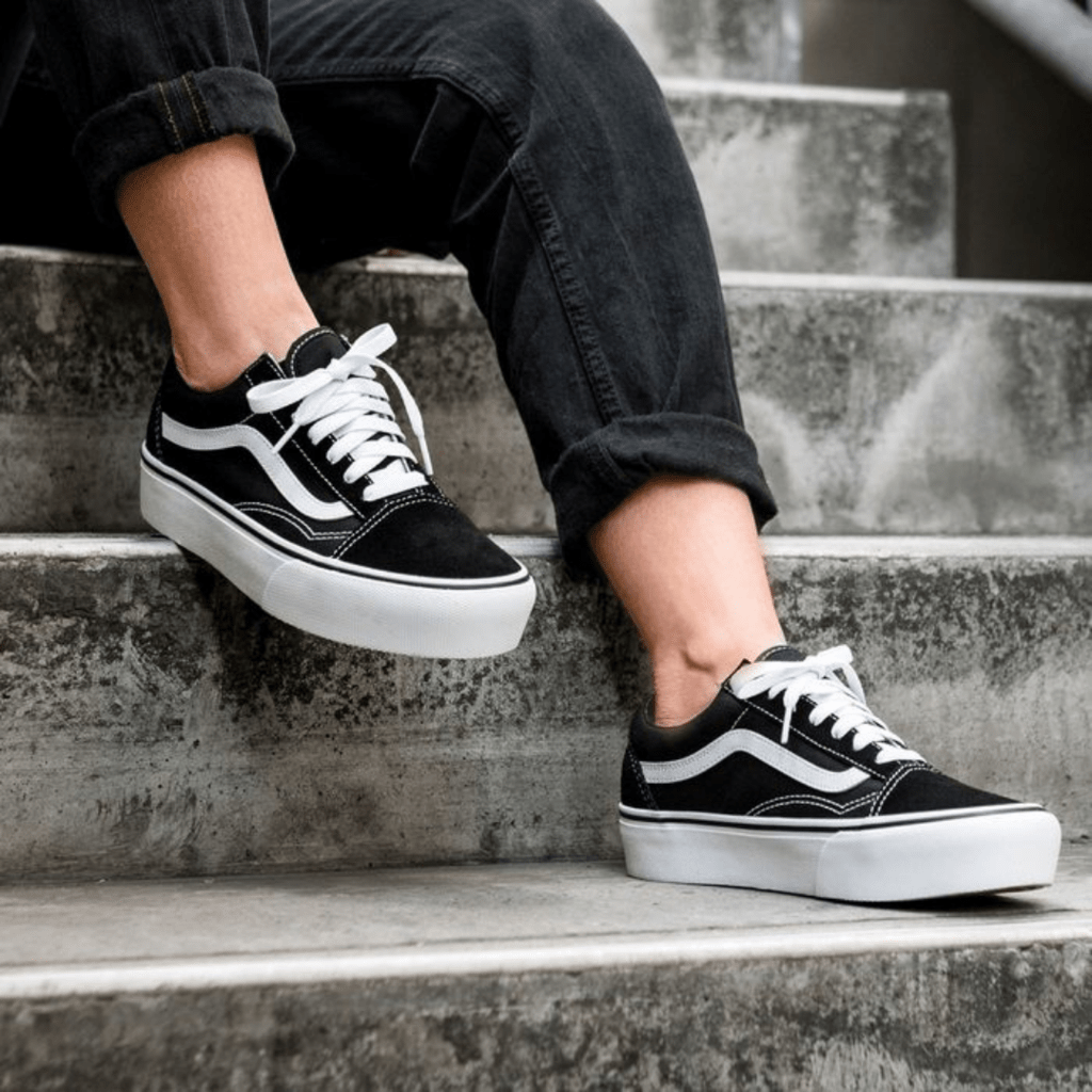 ZAPATILLAS VANS OLD SKOOL PLATFORM - URBAN ROOTS ZAPATILLAS VANS OLD SKOOL PLATFORM - URBAN ROOTS