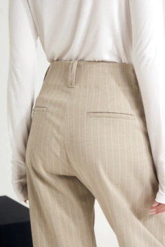 PANTALÓN LINES en internet