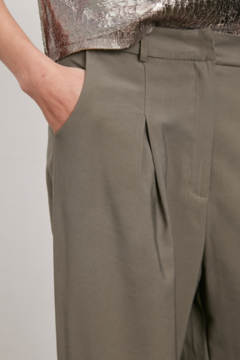 PANTALÓN GARCIA MARQUEZ en internet