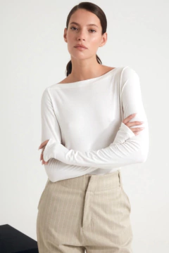 REMERA GLOVE - comprar online