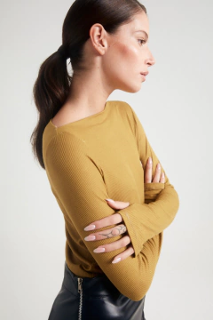 REMERA GLOVE - comprar online